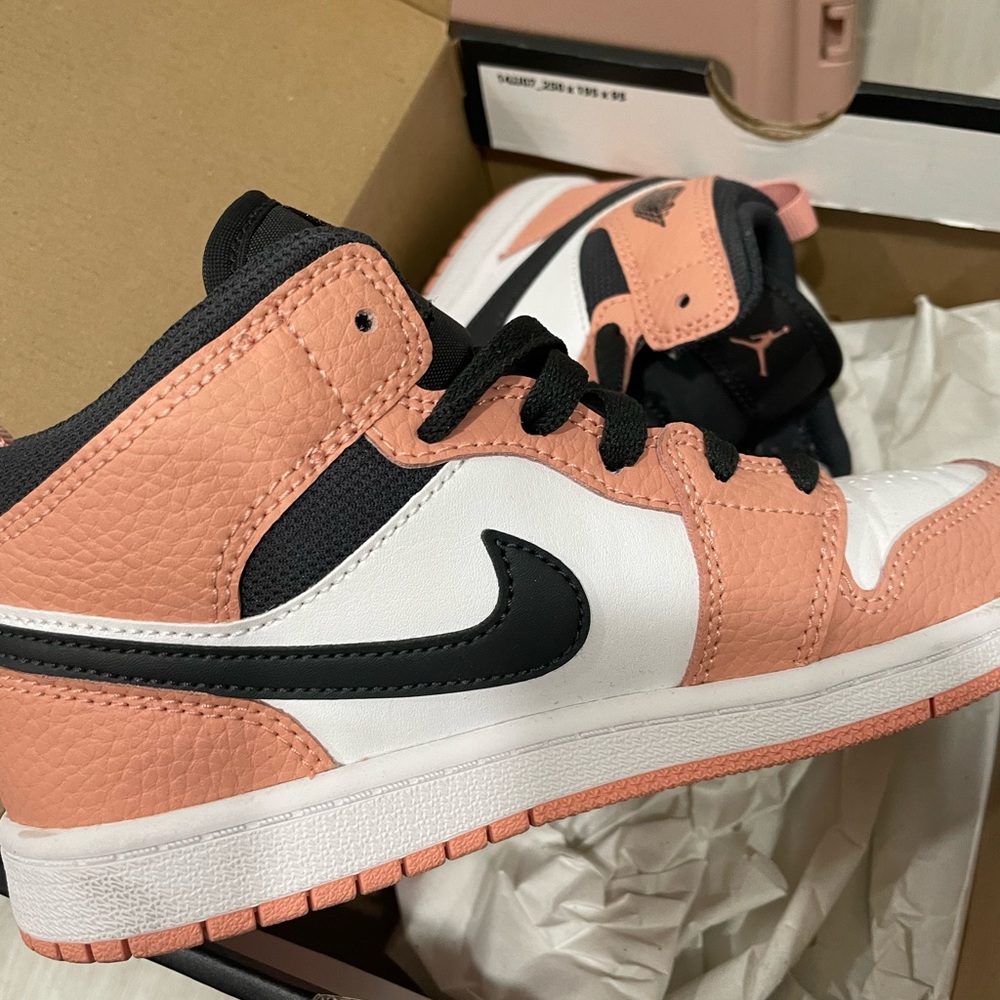 Pink Jordan 1 mid